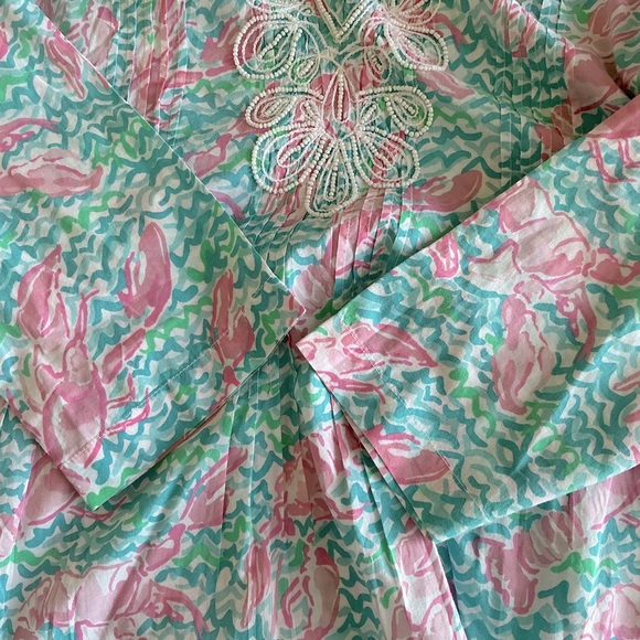 Y2K Lilly Pulitzer Sarasota Beaded Tunic in Lobstah Roll Print - Picture 11 of 14